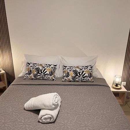Tropical Golden, Vue Mer Et Plage A 5 Min A Pied Gourbeyre Ngoại thất bức ảnh